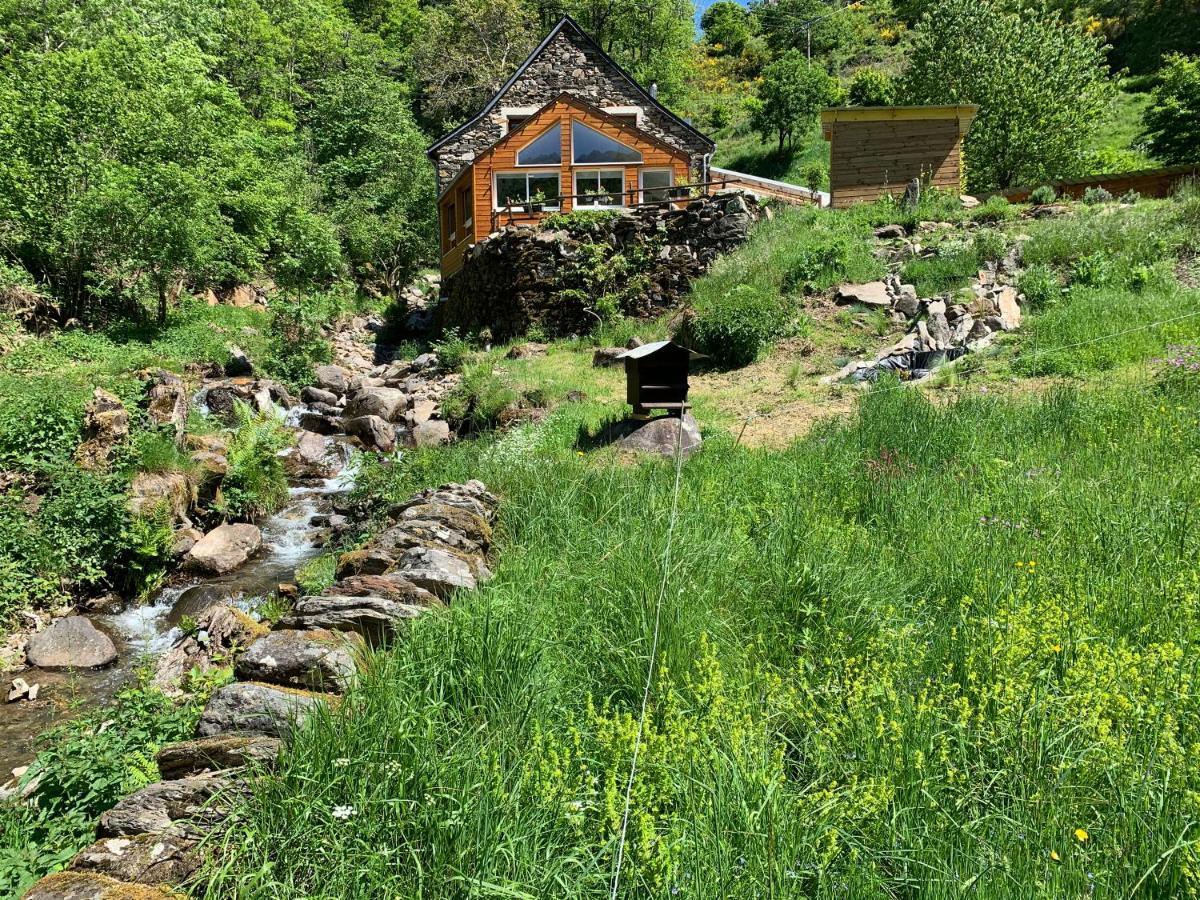 Chambres D'Hotes Le Lepadou-Bas Saint-Chély-dʼAubrac Exterior foto