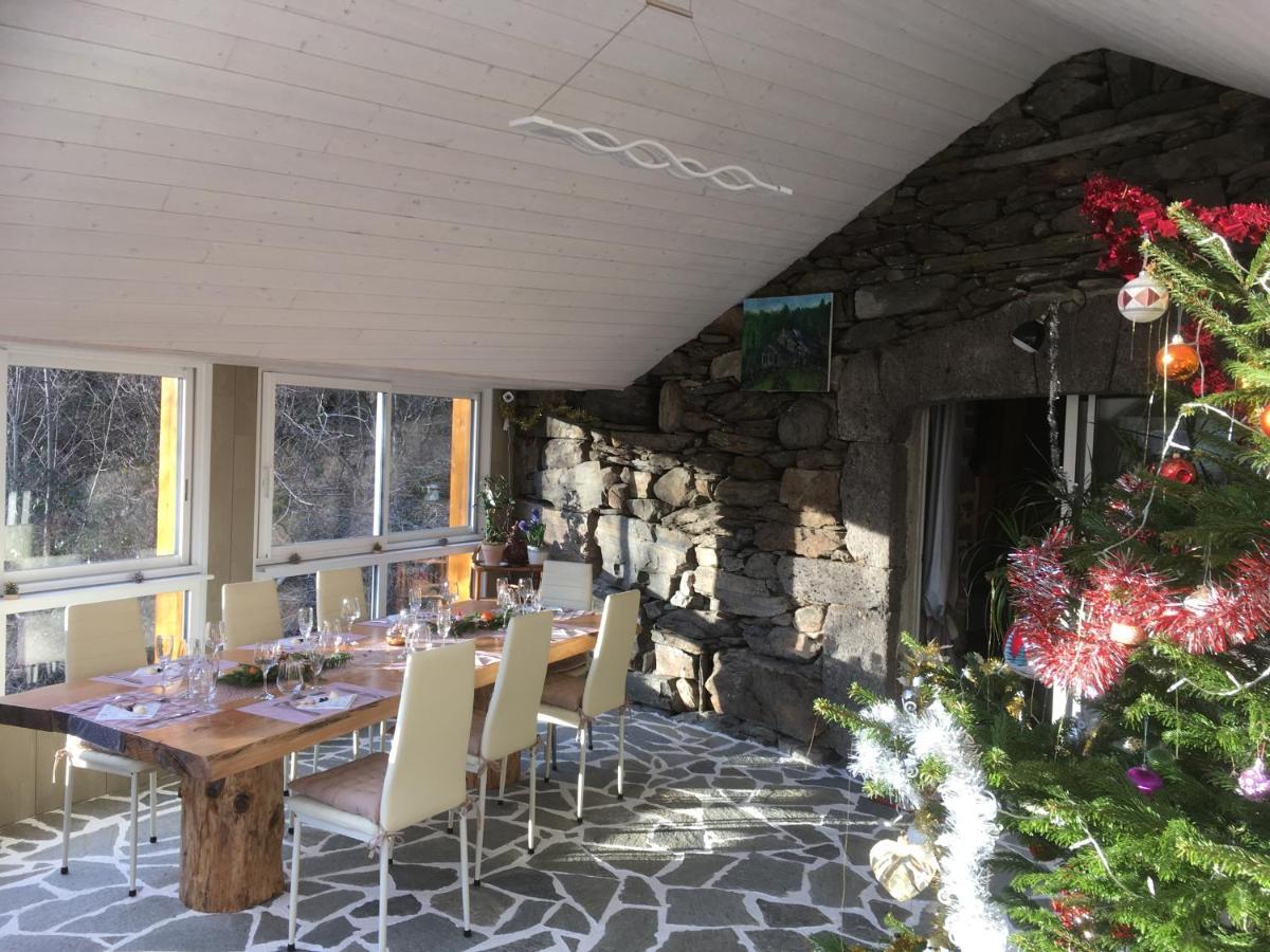 Chambres D'Hotes Le Lepadou-Bas Saint-Chély-dʼAubrac Exterior foto