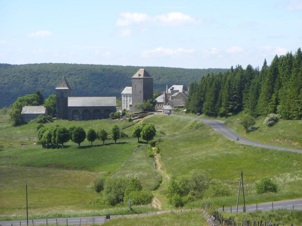 Chambres D'Hotes Le Lepadou-Bas Saint-Chély-dʼAubrac Exterior foto