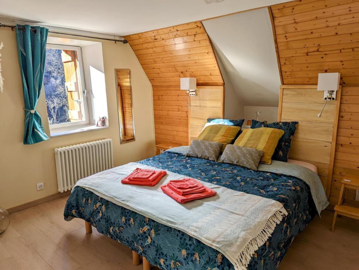 Chambres D'Hotes Le Lepadou-Bas Saint-Chély-dʼAubrac Exterior foto